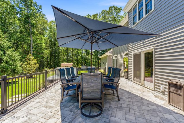 15 Russell Road, Freehold, NJ 07728