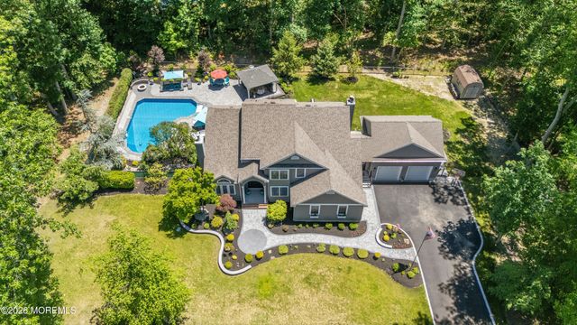 15 Russell Road, Freehold, NJ 07728