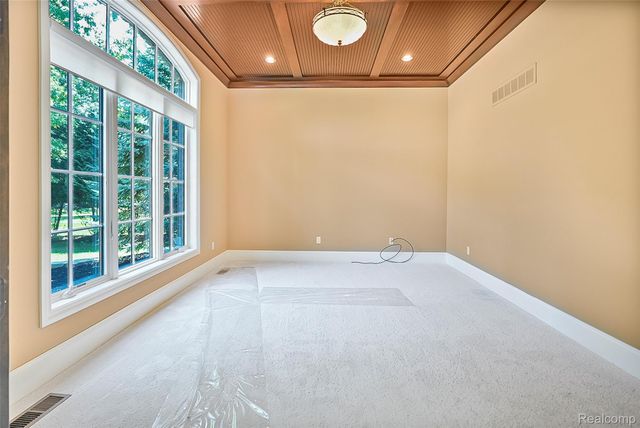 2707 Turtle Lake Drive, Bloomfield Hills, MI 48302