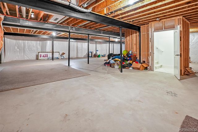 2707 Turtle Lake Drive, Bloomfield Hills, MI 48302