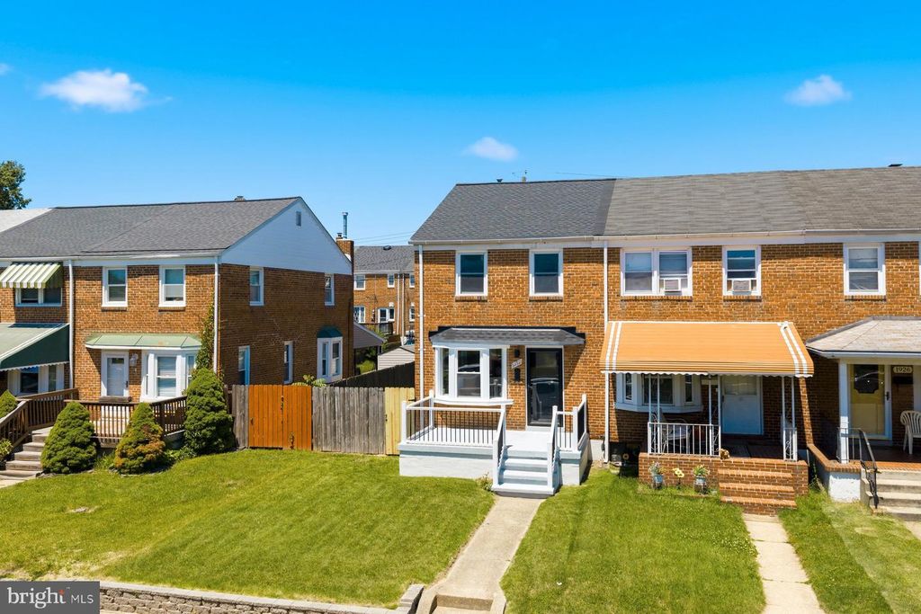 Image 3 of property listing at 1930 CODD AVE, Baltimore, MD 21222