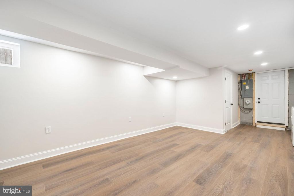 Image 32 of property listing at 1930 CODD AVE, Baltimore, MD 21222