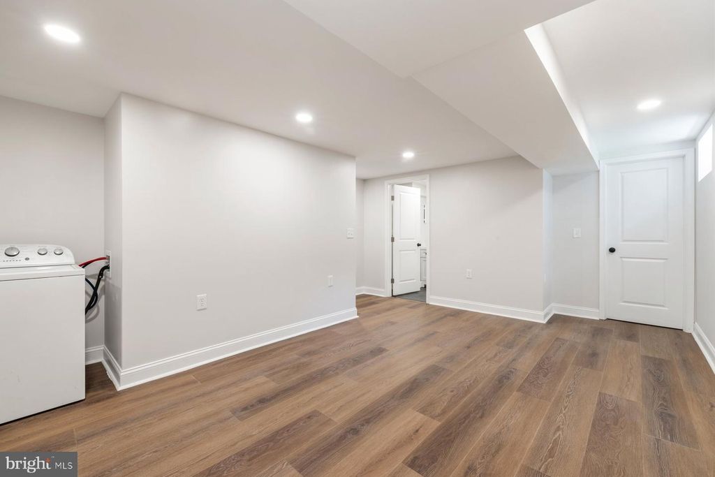 Image 34 of property listing at 1930 CODD AVE, Baltimore, MD 21222