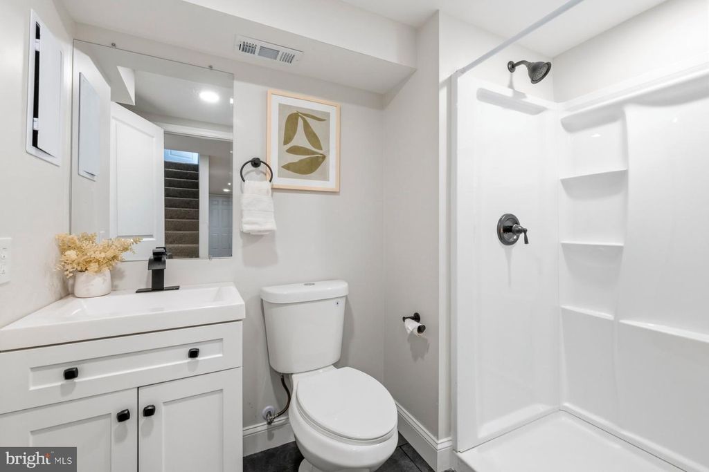 Image 36 of property listing at 1930 CODD AVE, Baltimore, MD 21222