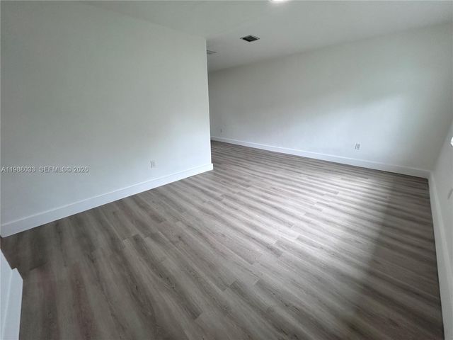 1232 NW 8th Ct 1232, Miami, FL 33136