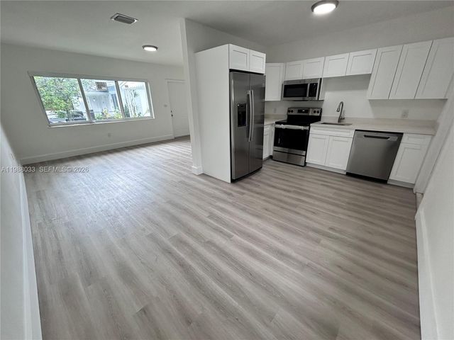 1232 NW 8th Ct 1232, Miami, FL 33136