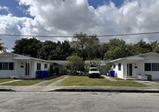 1232 NW 8th Ct 1232, Miami, FL 33136