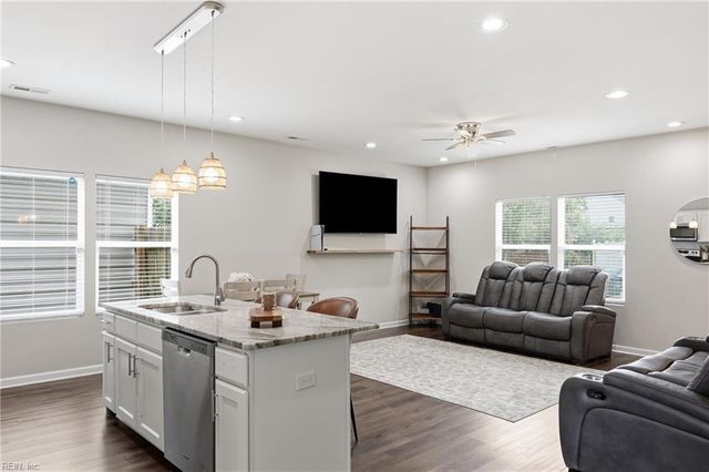 66 Bainbridge AVE, Portsmouth, VA 23702