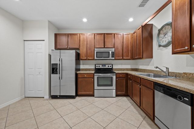 386 Lake Monterey Circle, Boynton Beach, FL 33426