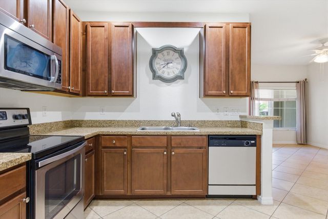 386 Lake Monterey Circle, Boynton Beach, FL 33426