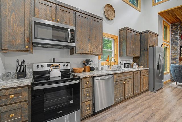 67 Citrine Court, Ellijay, GA 30540