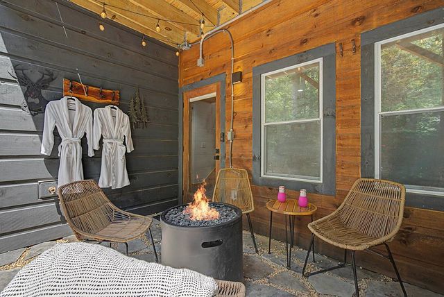67 Citrine Court, Ellijay, GA 30540
