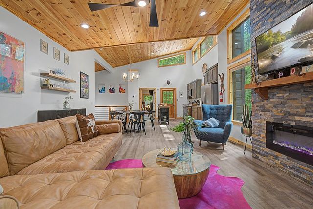 67 Citrine Court, Ellijay, GA 30540