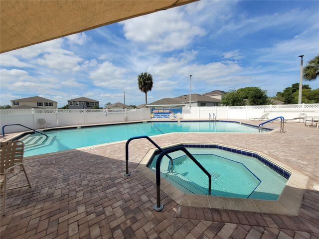 432 BAYTREE BLVD, Tavares, FL 32778