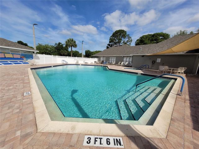 432 BAYTREE BLVD, Tavares, FL 32778