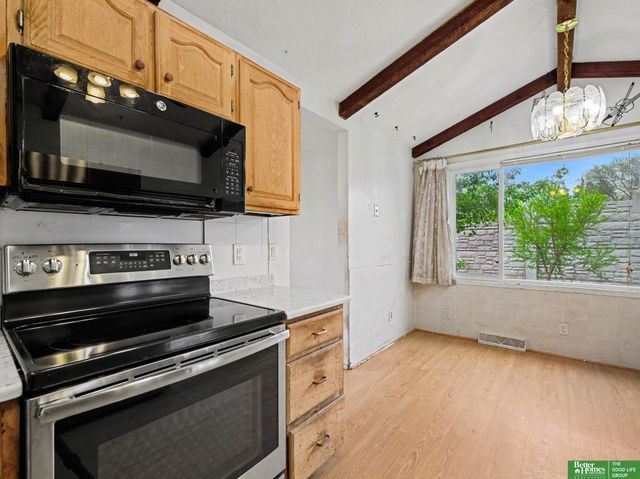 14823 Polk Street, Omaha, NE 68137