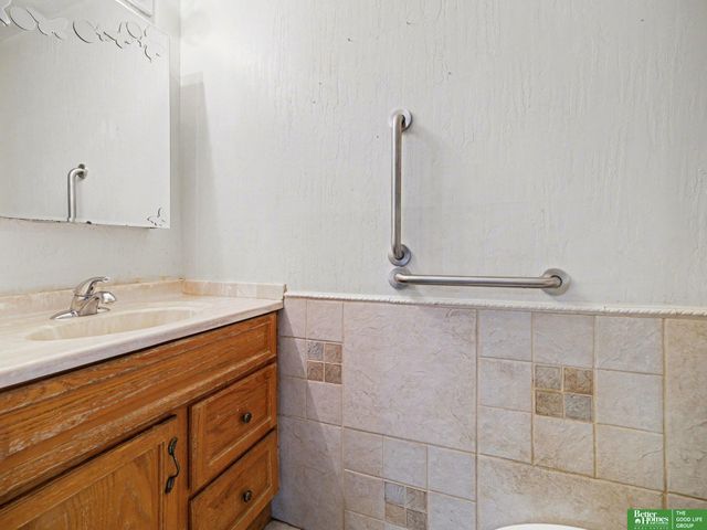 14823 Polk Street, Omaha, NE 68137