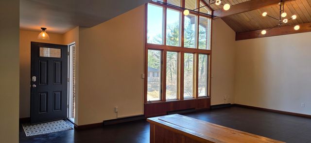 2 Cedar Court, Portage, IN 46368