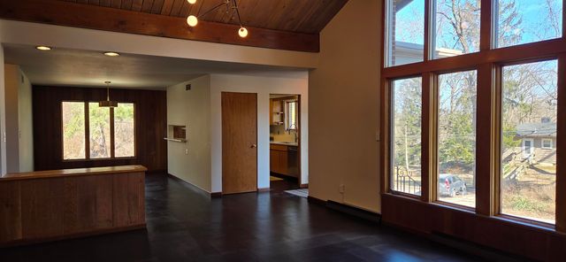 2 Cedar Court, Portage, IN 46368