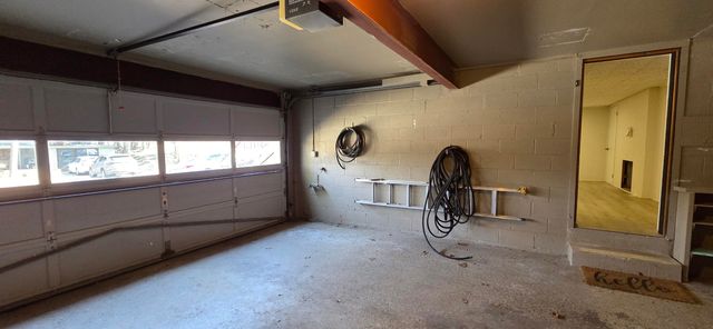 2 Cedar Court, Portage, IN 46368