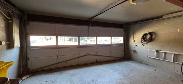 2 Cedar Court, Portage, IN 46368