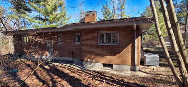 2 Cedar Court, Portage, IN 46368