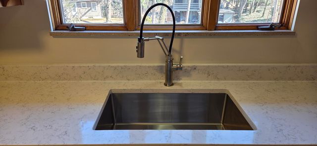 2 Cedar Court, Portage, IN 46368