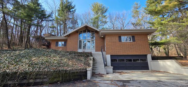 2 Cedar Court, Portage, IN 46368