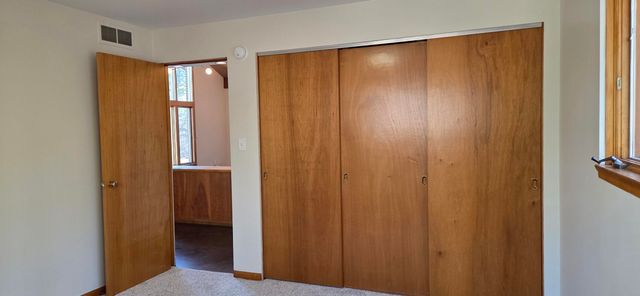 2 Cedar Court, Portage, IN 46368