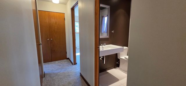 2 Cedar Court, Portage, IN 46368