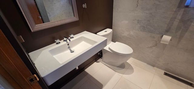 2 Cedar Court, Portage, IN 46368