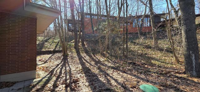 2 Cedar Court, Portage, IN 46368