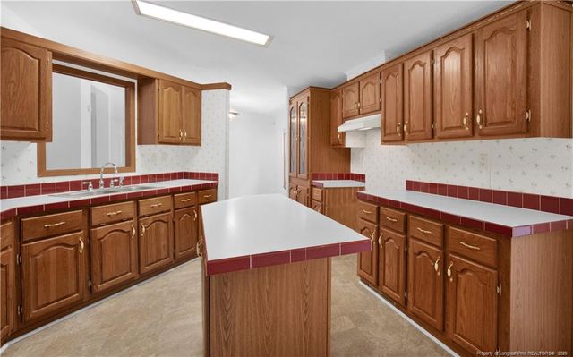 387 Forest Drive, Cameron, NC 28326