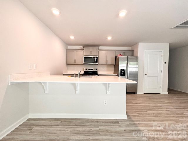6131 Faron Way, Charlotte, NC 28262