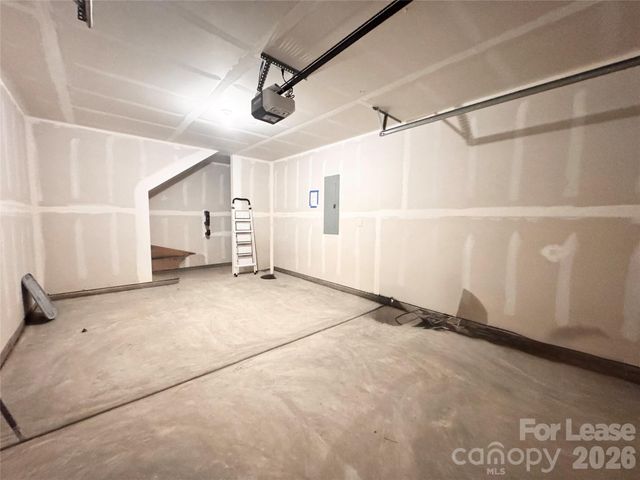 6131 Faron Way, Charlotte, NC 28262