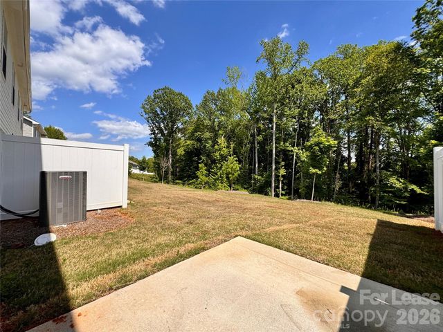 6131 Faron Way, Charlotte, NC 28262