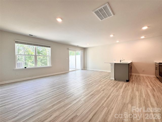 6131 Faron Way, Charlotte, NC 28262