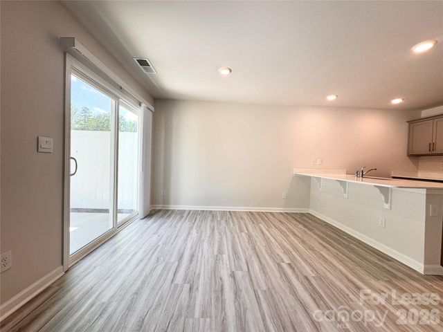 6131 Faron Way, Charlotte, NC 28262