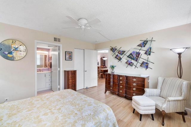 27 Abbey Lane 306, Delray Beach, FL 33446