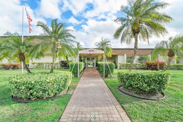 27 Abbey Lane 306, Delray Beach, FL 33446