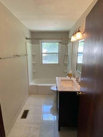 807 HOPE PL, Columbia, MO 65203