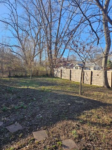 807 HOPE PL, Columbia, MO 65203