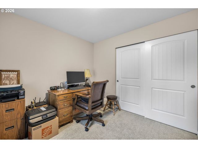 15773 LAVA Dr, La Pine, OR 97739