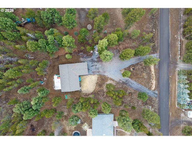 15773 LAVA Dr, La Pine, OR 97739