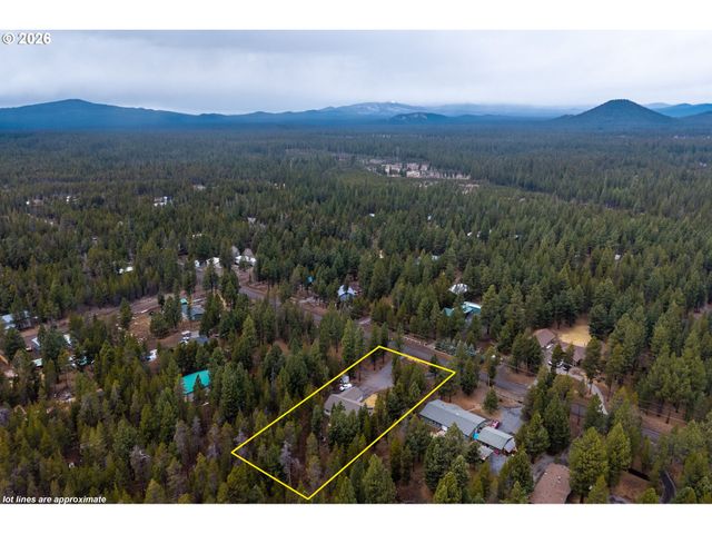 15773 LAVA Dr, La Pine, OR 97739