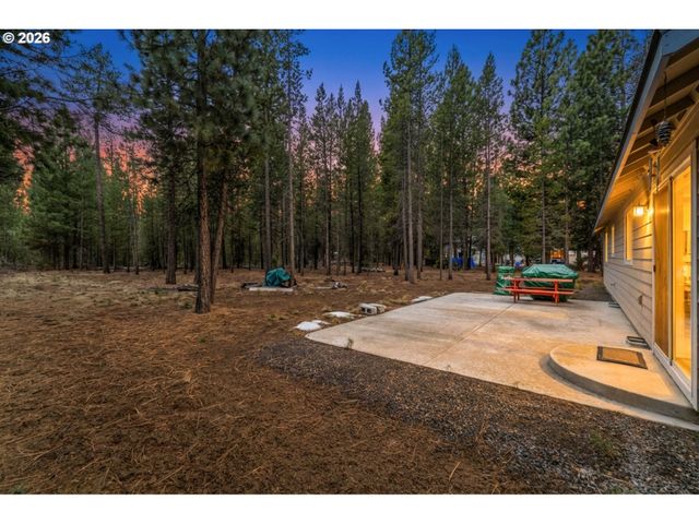 15773 LAVA Dr, La Pine, OR 97739