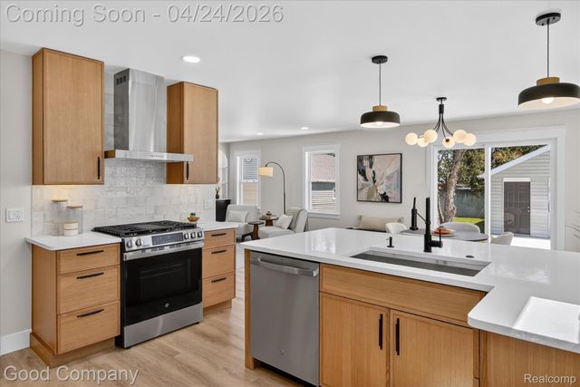 4336 Mandalay Avenue, Royal Oak, MI 48073