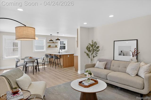 4336 Mandalay Avenue, Royal Oak, MI 48073