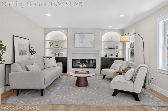 4336 Mandalay Avenue, Royal Oak, MI 48073