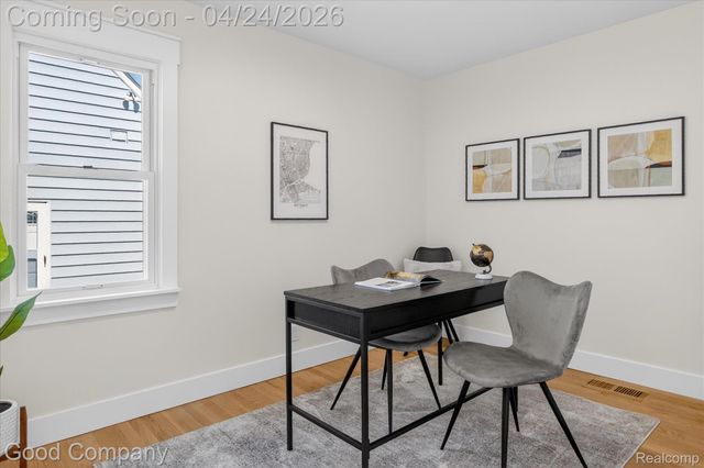 4336 Mandalay Avenue, Royal Oak, MI 48073